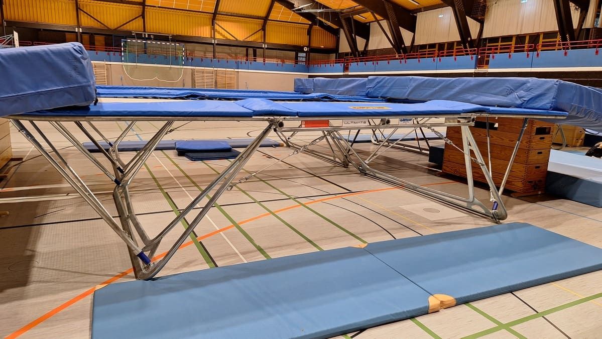 DJK-VfL Willich - Trampolinturnen: Neues Trampolin